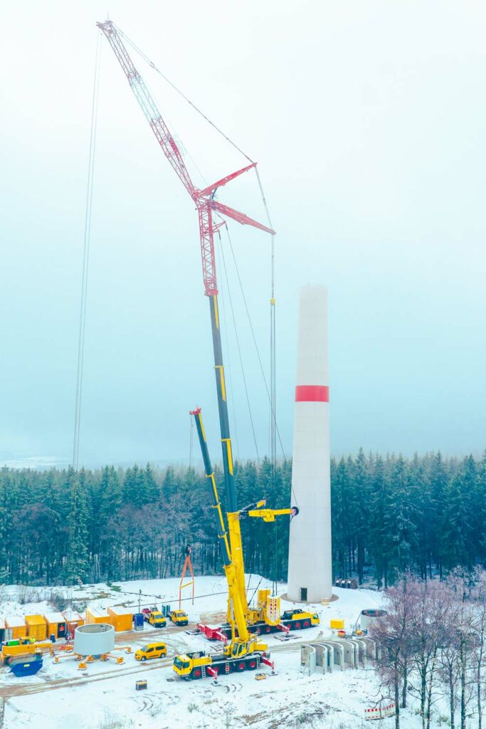 Baustellenfotografie für RES: Fotografische Begleitung zum Bau eines Windparks in der Eifel.